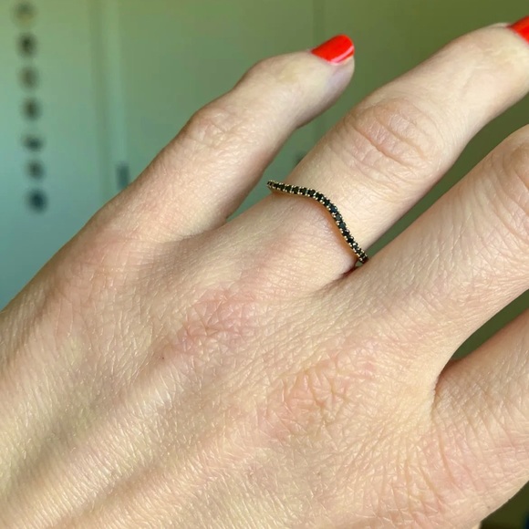 Marrow Fine 14k Gold and black diamond simple wave band - Picture 11 of 15